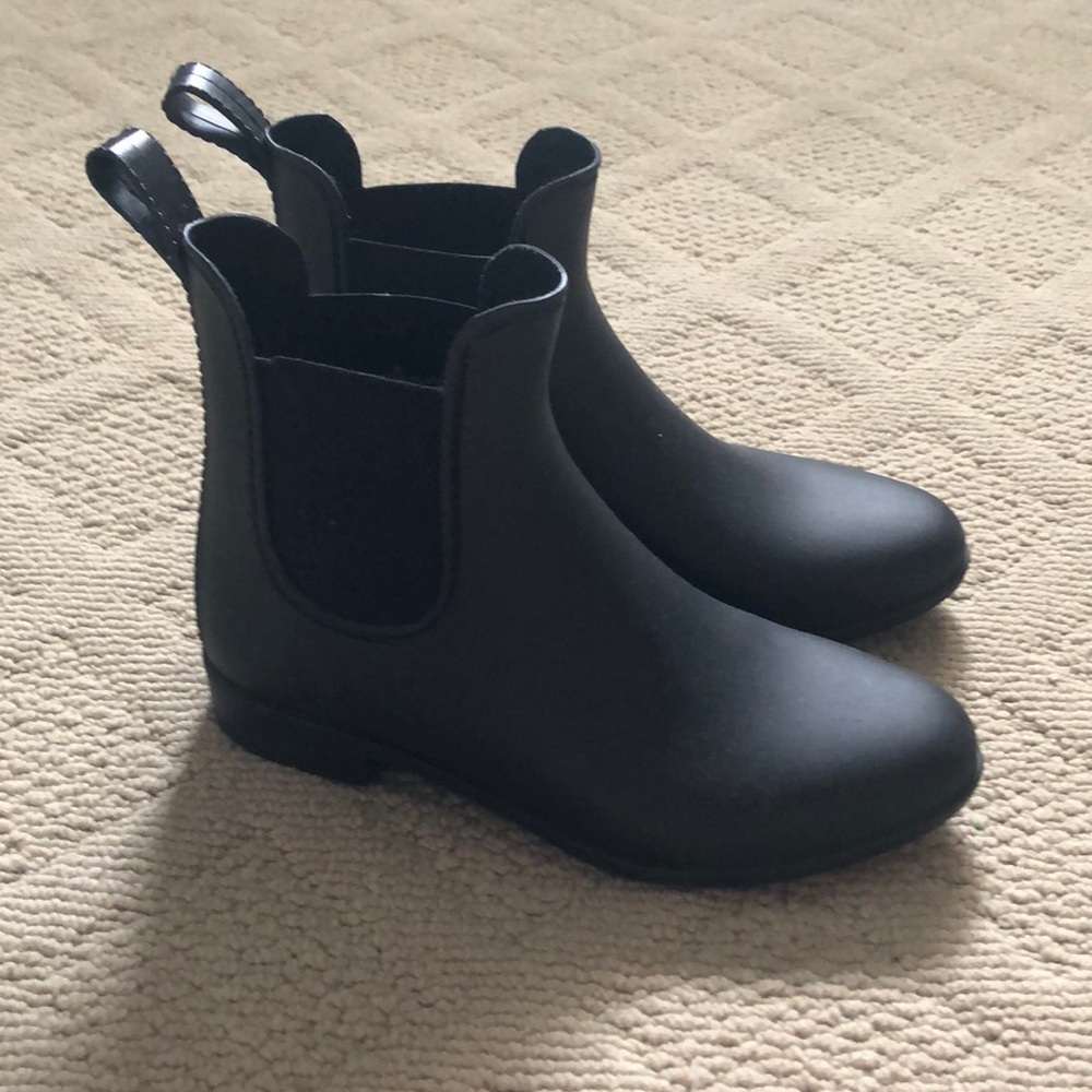 Ankle Rainboots